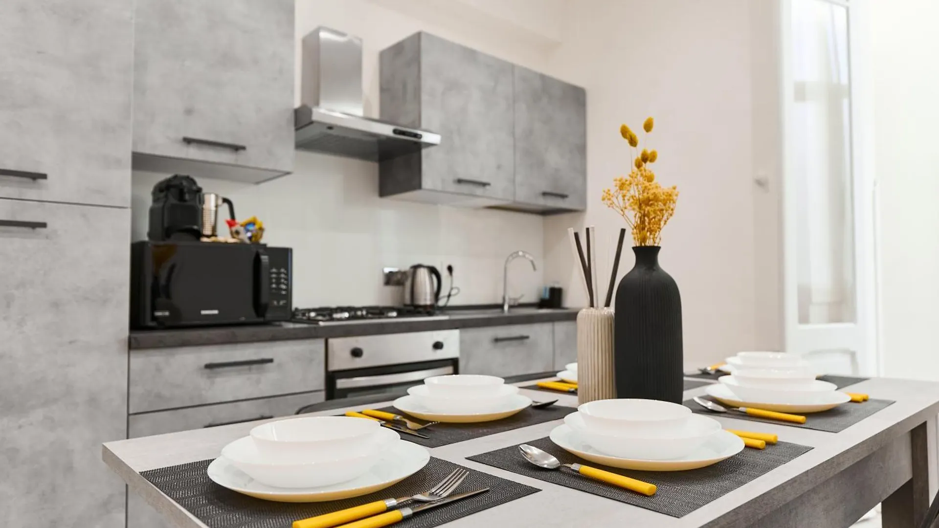 Апартаменты Labi Home Colossevm Рим